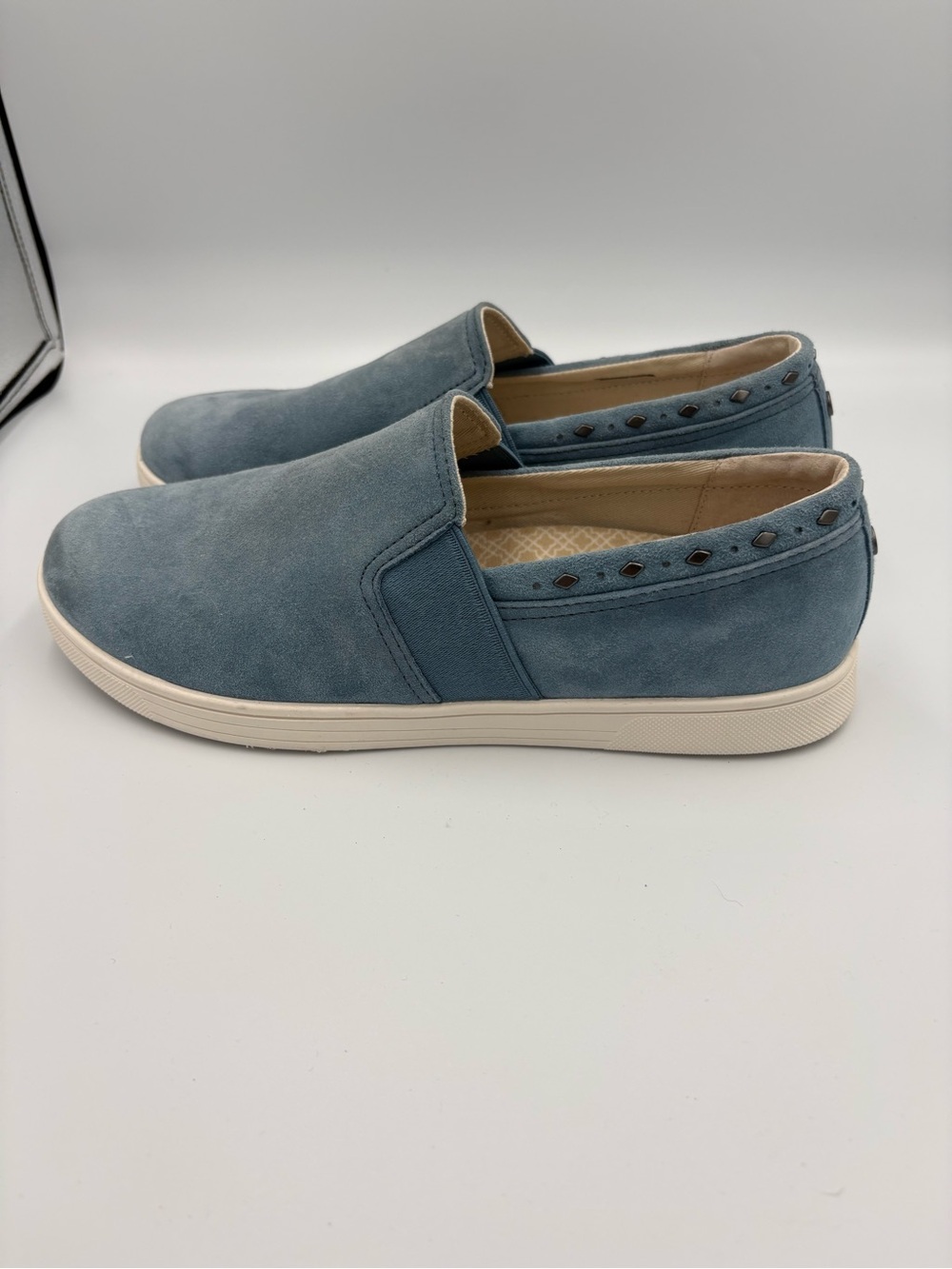 Women’s Spenco orthotic Slip-On Casual Shoes in Dusty Blue- Size 9.5